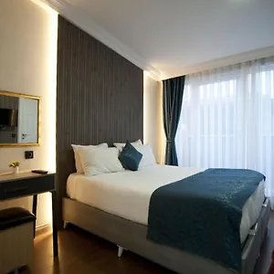 Otel Genius