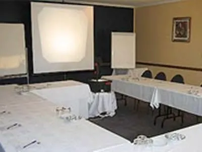 Aparthotel Mt Ommaney Hotel Apartments Brisbane