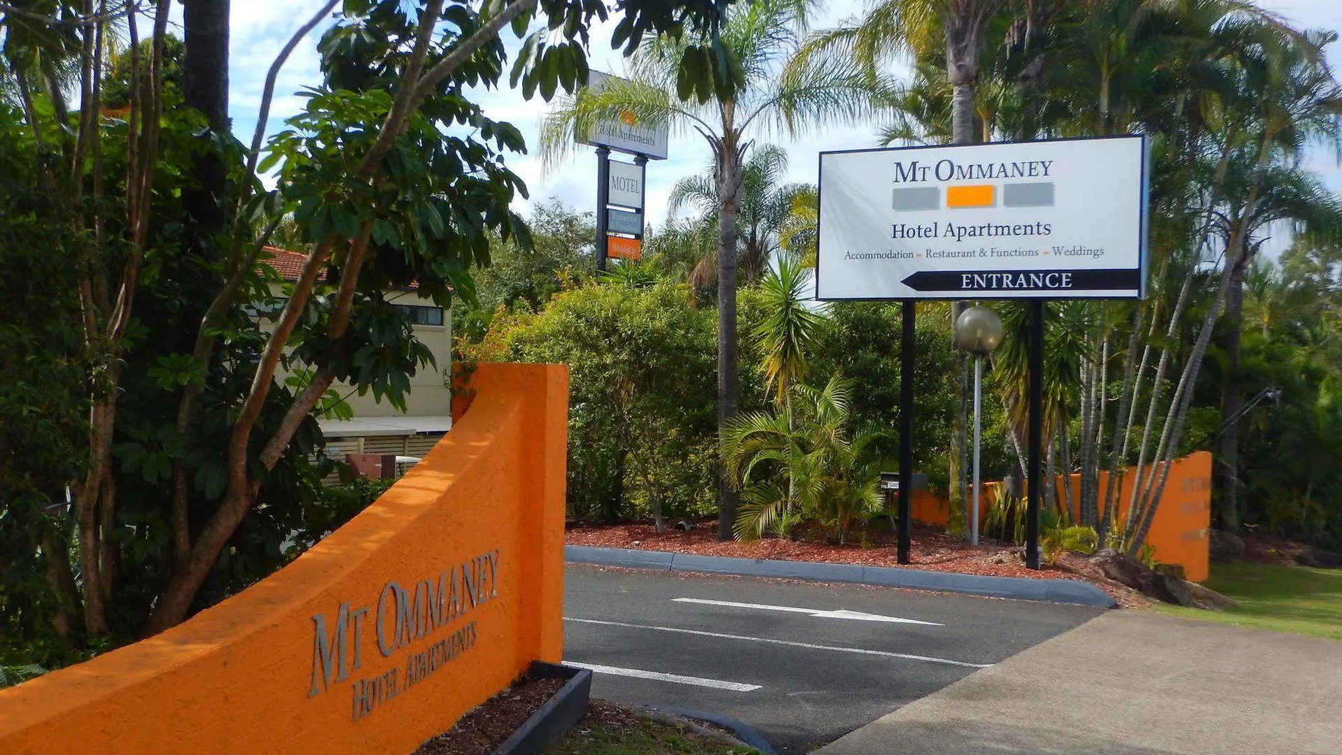 Mt Ommaney Hotel Apartments Brisbane Australia