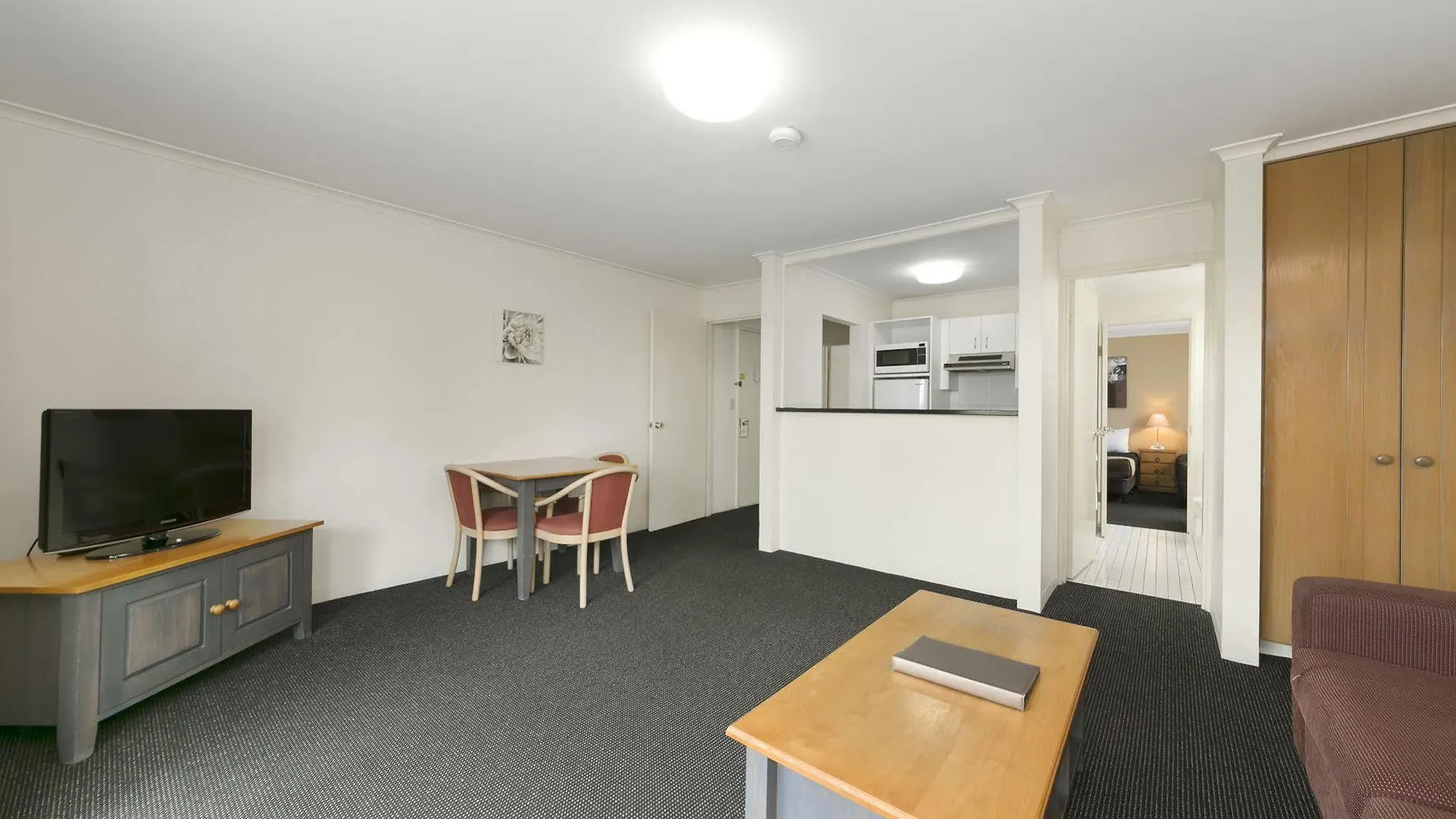 Mt Ommaney Hotel Apartments Brisbane